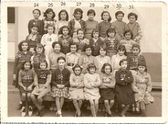 ECOLE DU MUSEE FILLES 19XX XXX N08